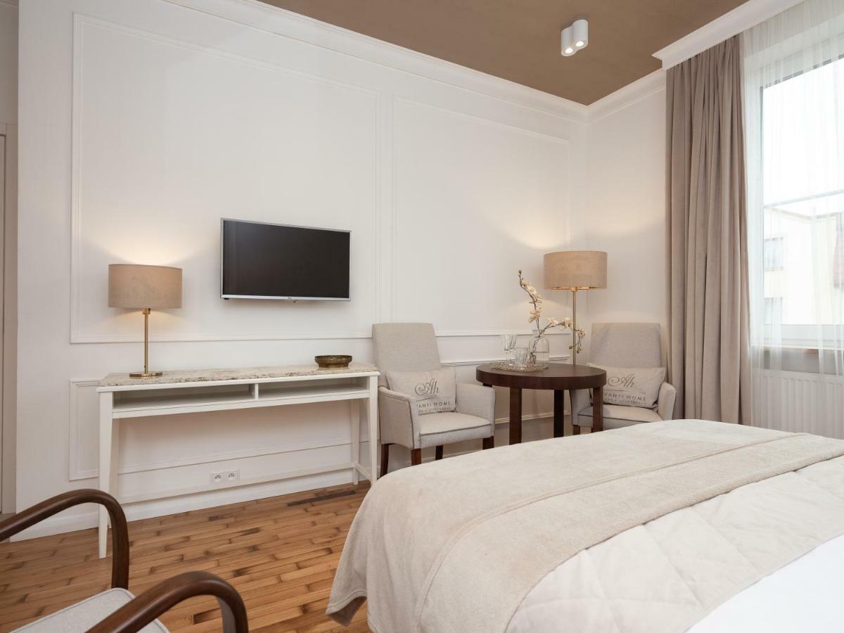 Premium Apartment 4th Floor