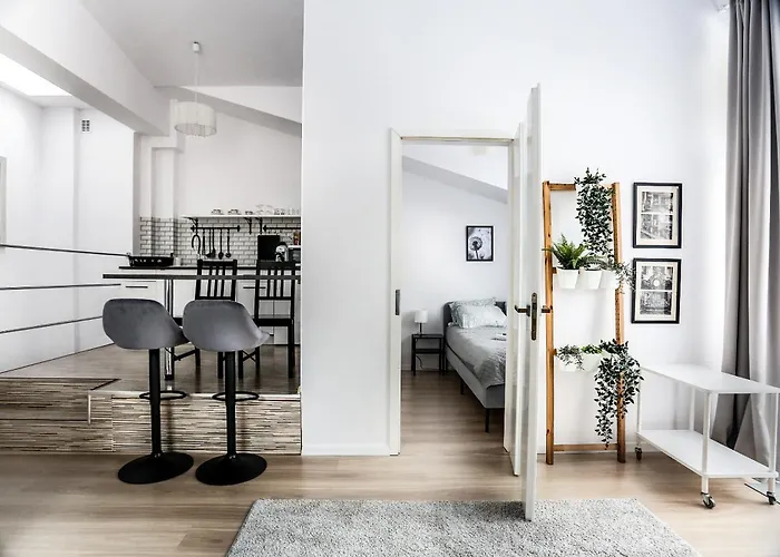 Fully-Furnished With Air Conditioning For Families, Cracow Old Town